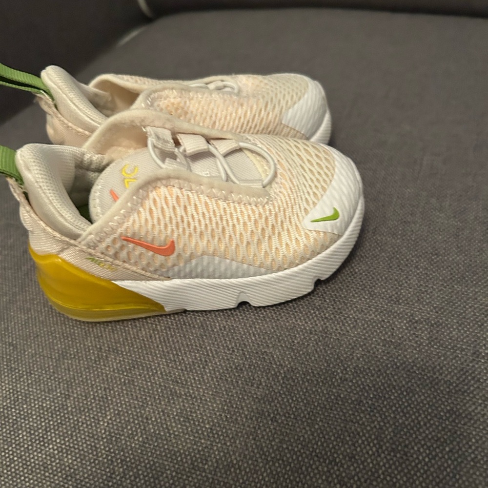 Nike Kids Sneakers - Cream and Yellow
